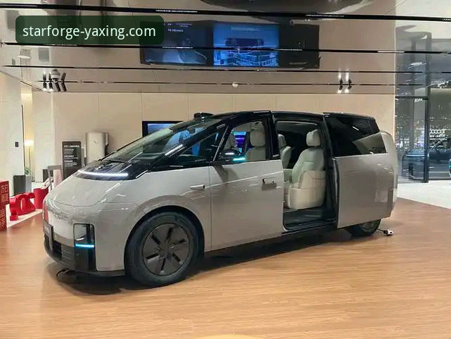 亚星客车车型大全 亚星官方平台发布前瞻性车型矩阵,探索未来出行新方案